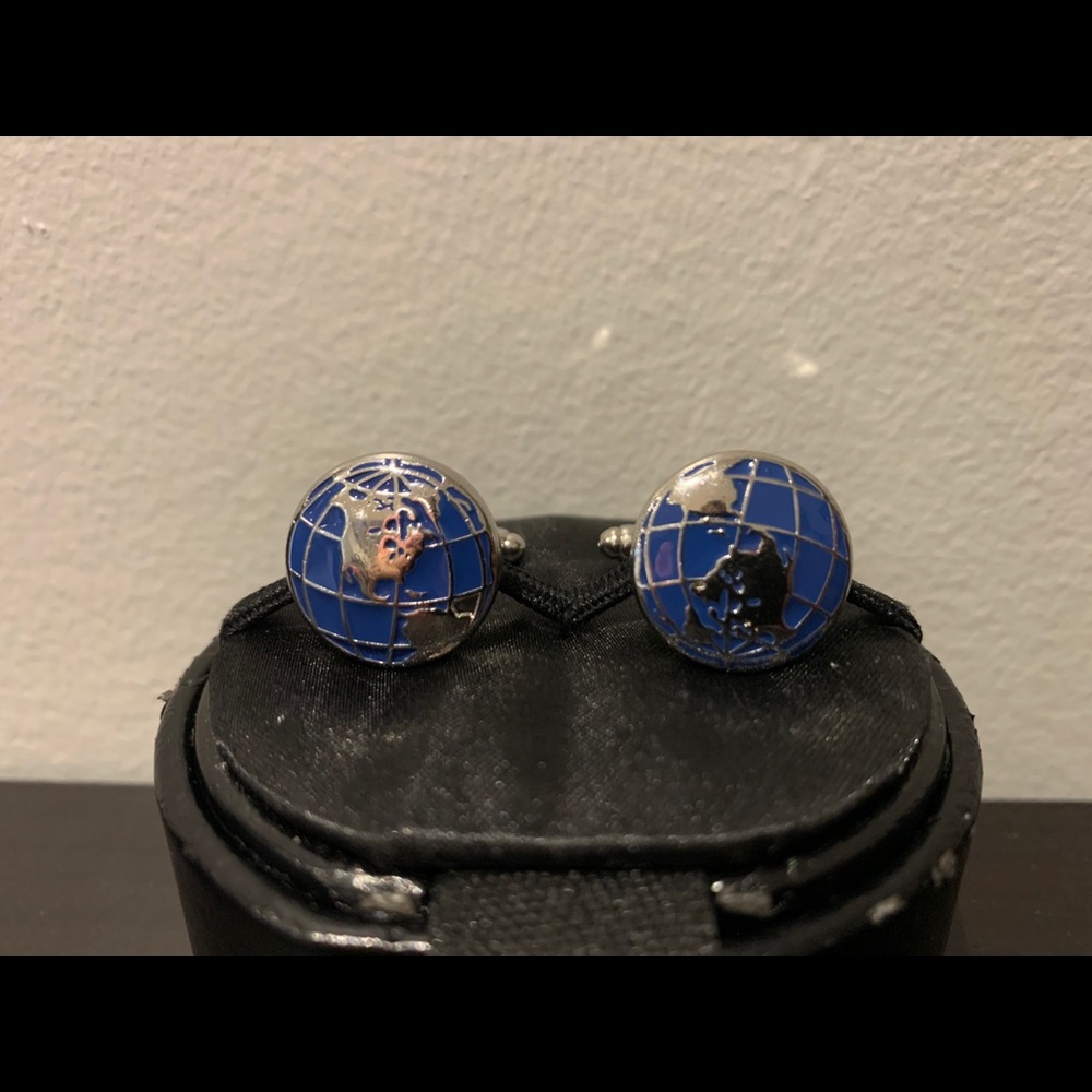 Cuff links x 3